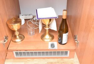 Wino mszalne i kielich