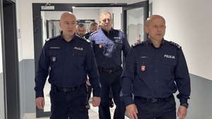 Zastępca Komendanta Głównego Policji nadinsp. dr Rafał Kochańczyk, Komendant Wojewódzki Policji w Lublinie insp. Tomasz Gil, Dowódca Oddziału Prewencji Policji  w Lublinie insp. Roman Leszcz