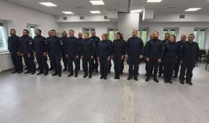 policjanci podczas rozpoczęcia szkolenia