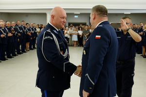 Komendant Wojewódzki Policji w Lublinie gratuluje  inspektorowi Jackowi Deptusiowi awansu.