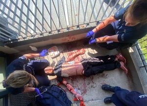 policjantki podczas szkolenia z fantomem