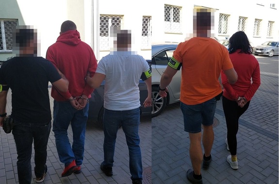 Kolaż zdjęć, policjanci prowadzą zatrzymanych
