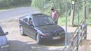 Pijany złodziej ukradł auto pod okiem kamery