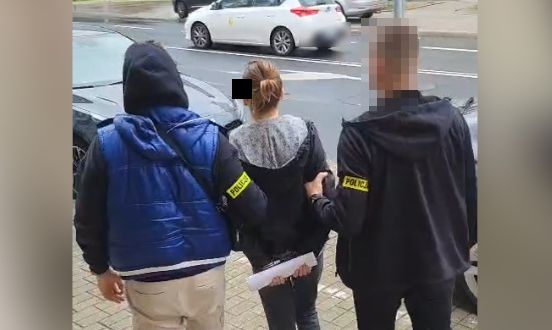 41-latka poszukiwana czerwoną notą Interpolu